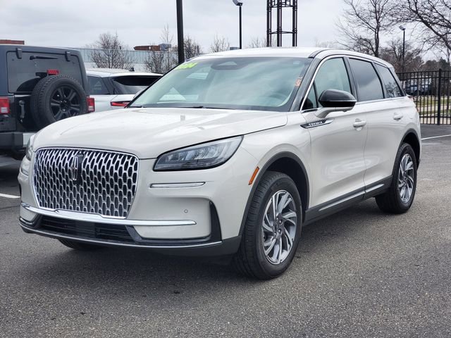 Certified 2024 Lincoln Corsair AWD w/ Equipment Group 101A image 2