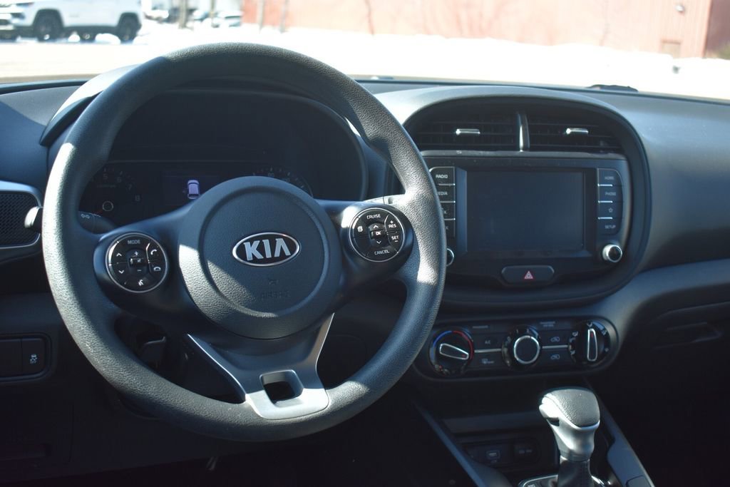 Used 2021 Kia Soul LX FWD image 20