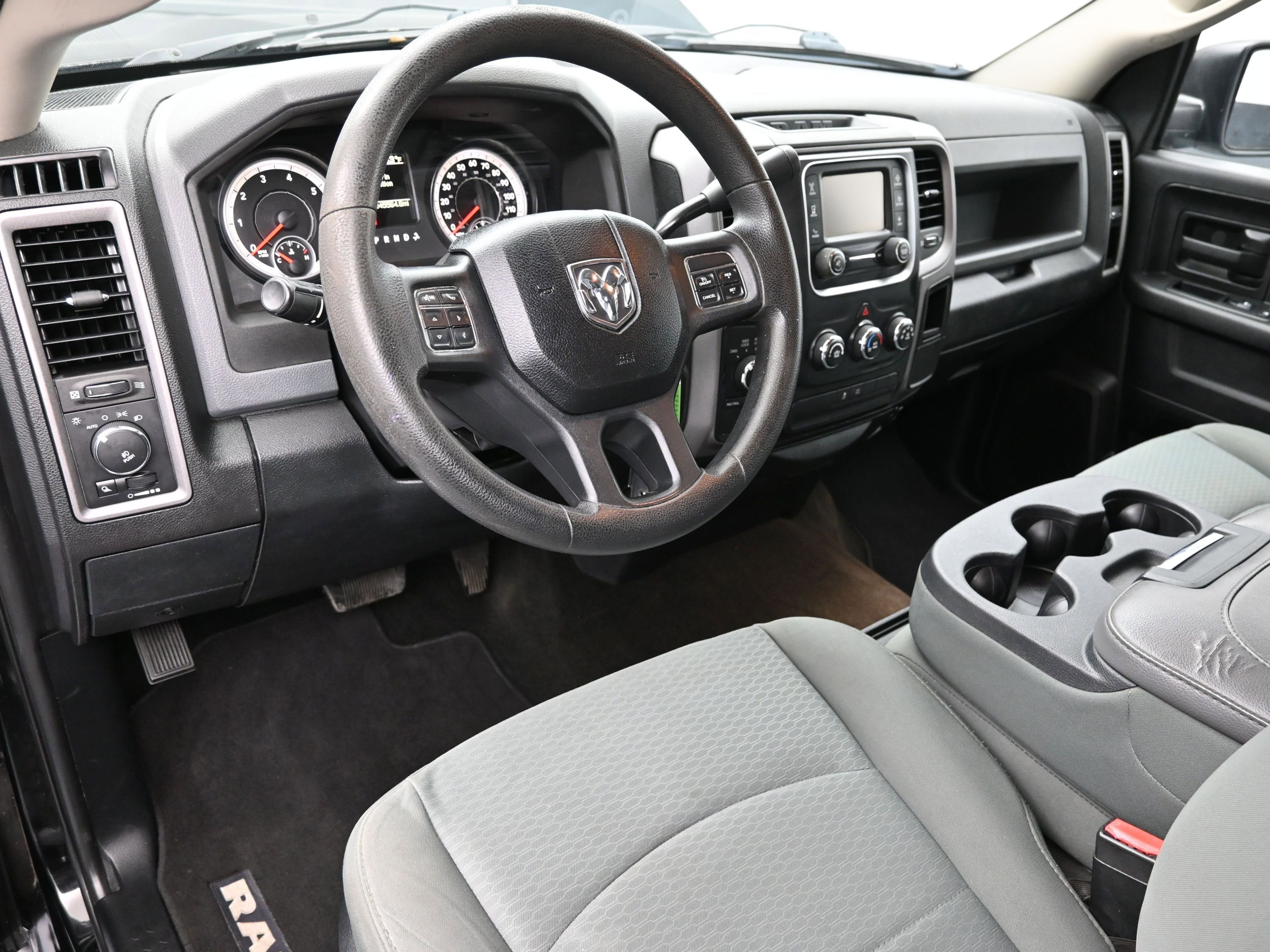 Used 2014 RAM 1500 Express image 21