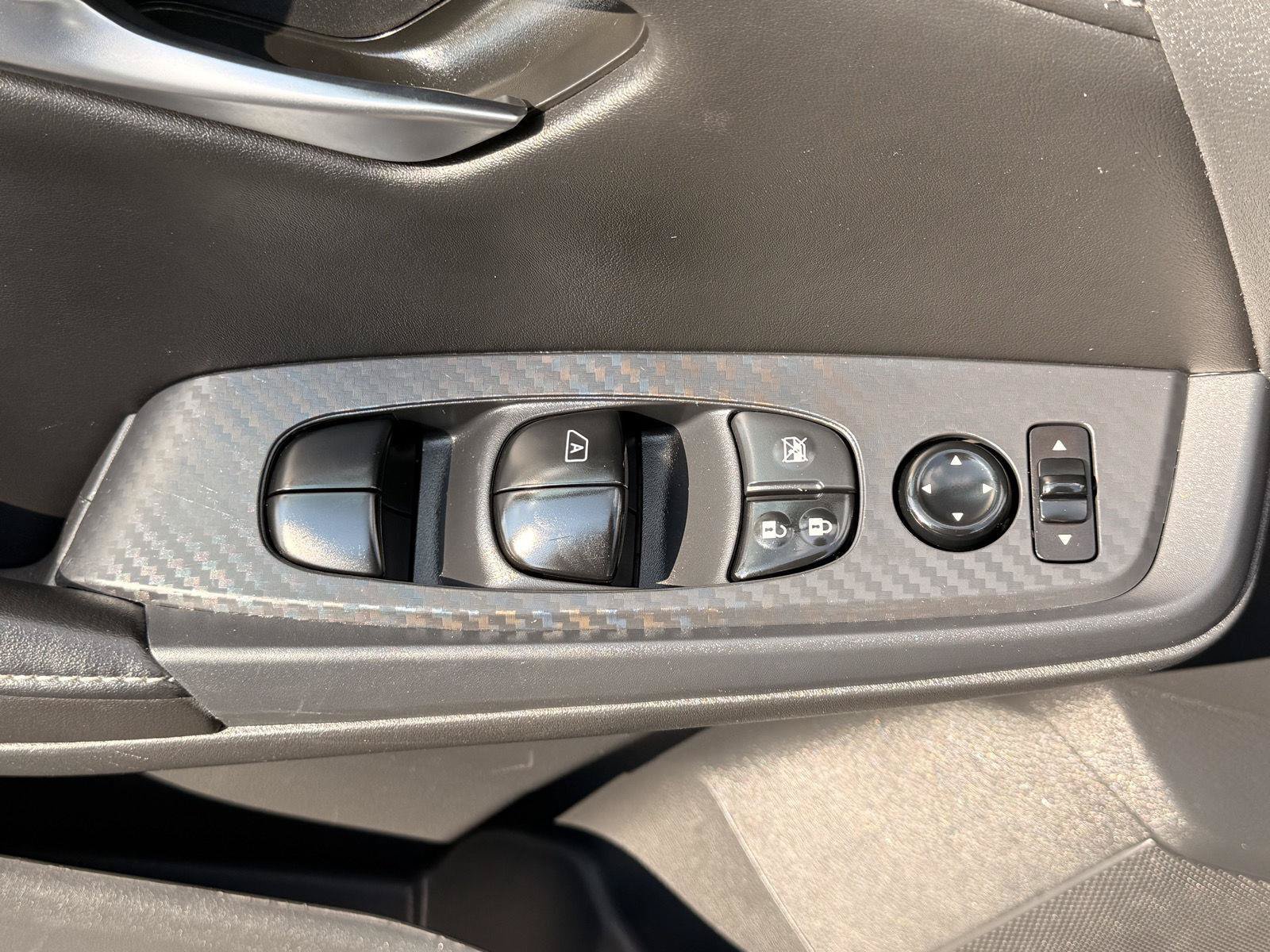 Used 2024 Nissan Sentra SV FWD image 13