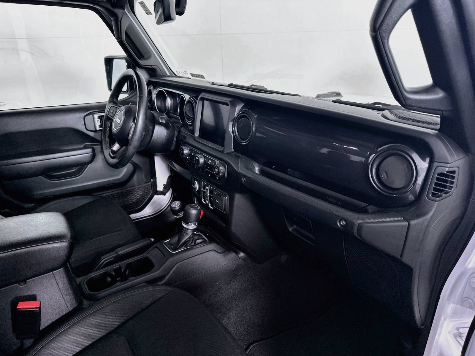 Used 2022 Jeep Gladiator Sport AWD/4WD image 28