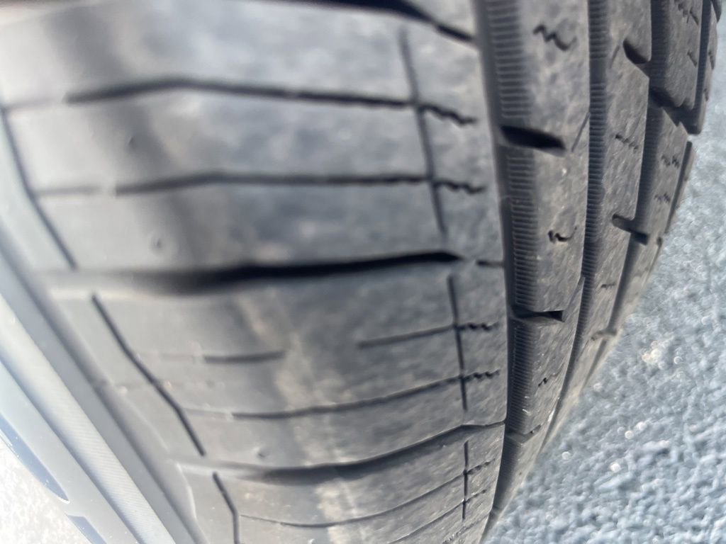 Used 2020 GMC Acadia SLE image 42