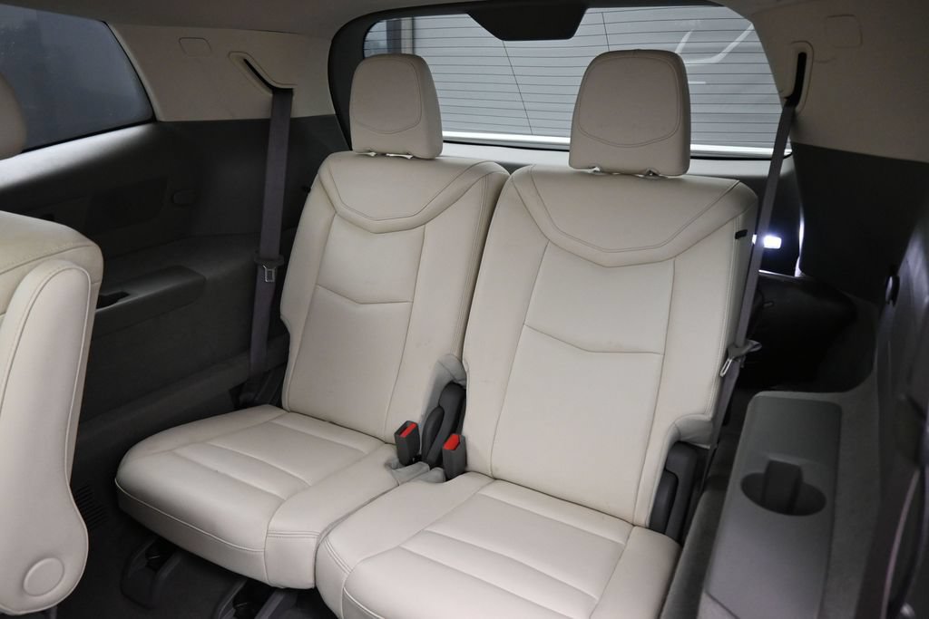 Used 2020 Cadillac XT6 Premium Luxury FWD image 27