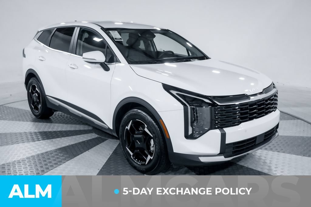 Used 2026 Kia Sportage EX FWD image 3