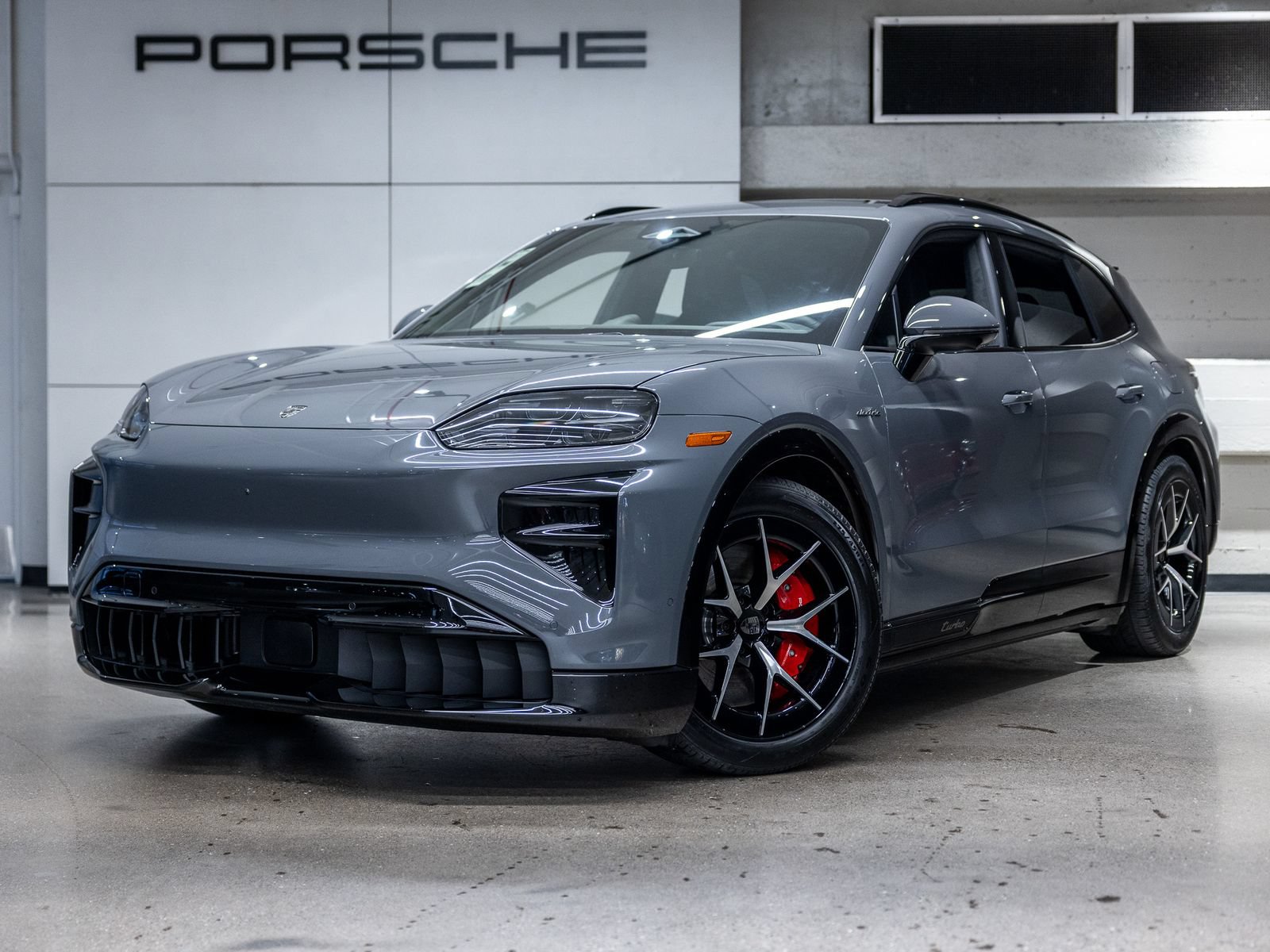 New 2026 Porsche Cayenne Turbo