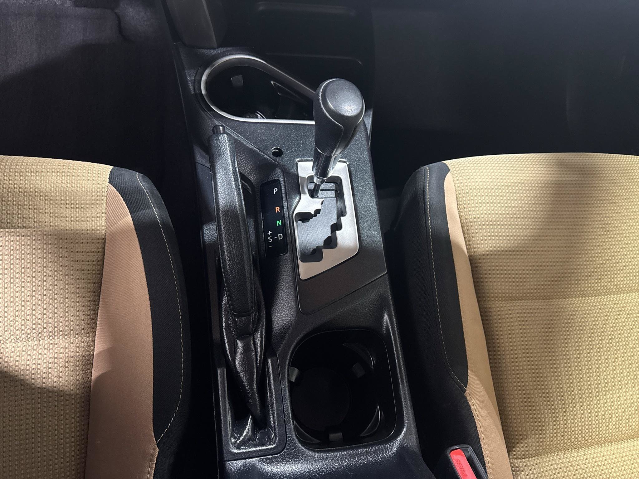Used 2017 Toyota RAV4 XLE FWD image 14