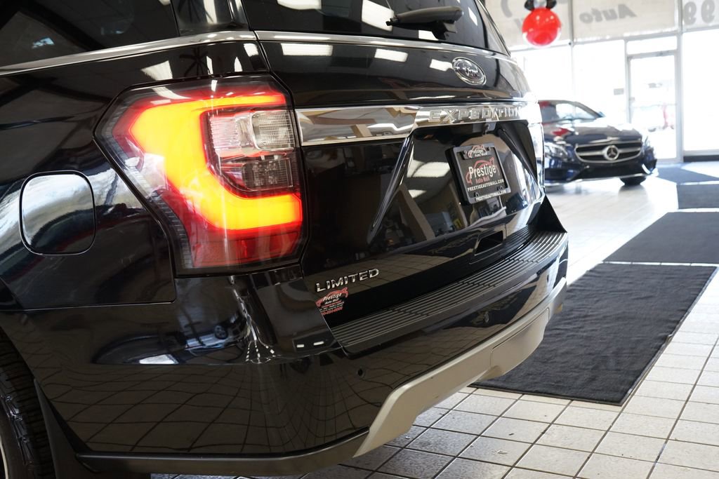Used 2018 Ford Expedition Limited image 17
