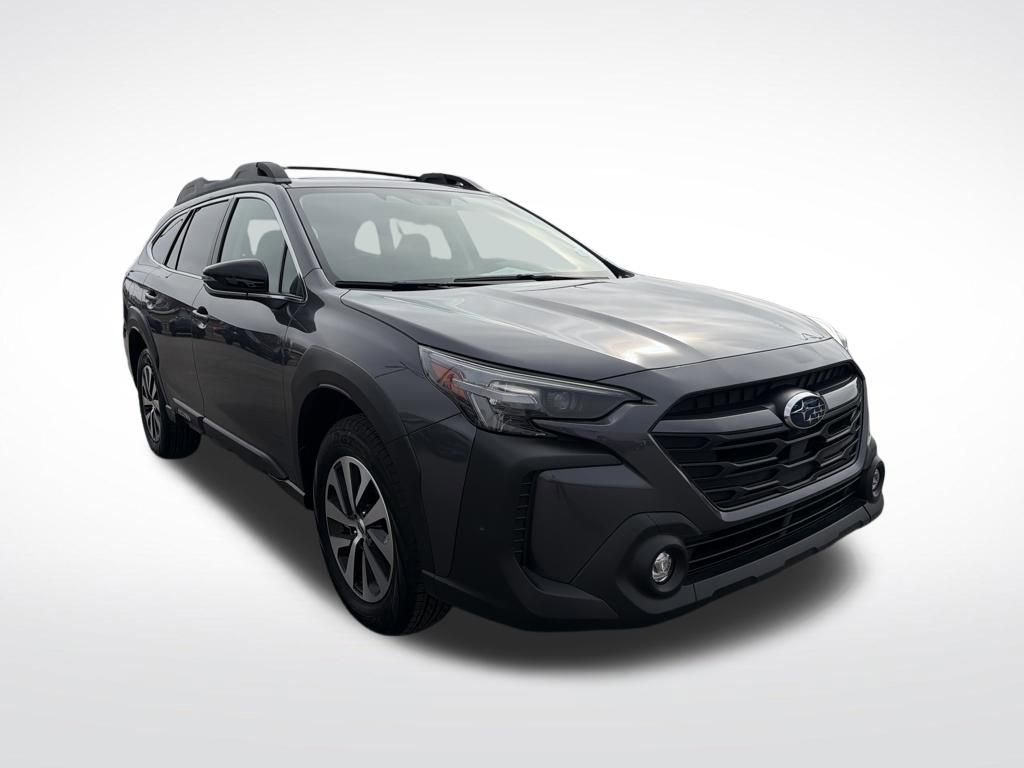 Used 2025 Subaru Outback Premium image 9