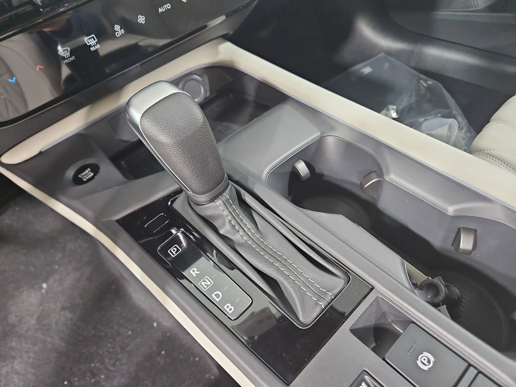 New 2026 Nissan Sentra SL w/ Floor Mat Package FWD image 23