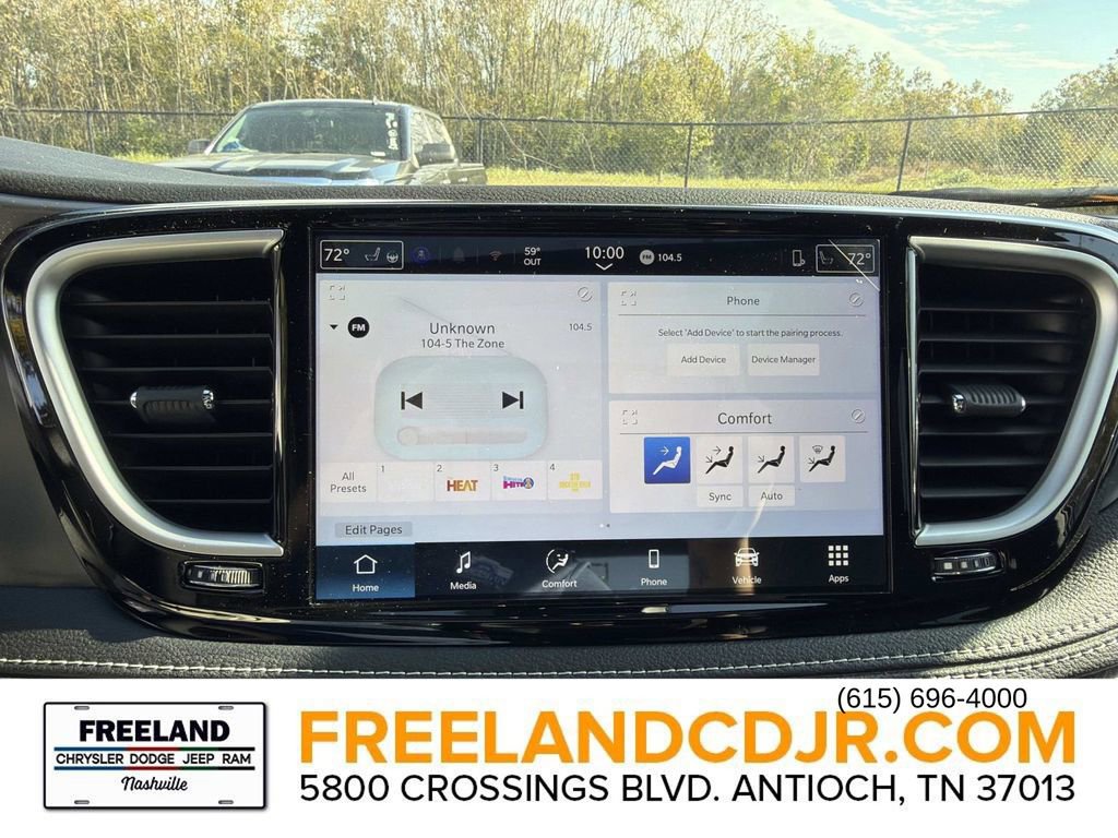 New 2026 Chrysler Pacifica Select image 27