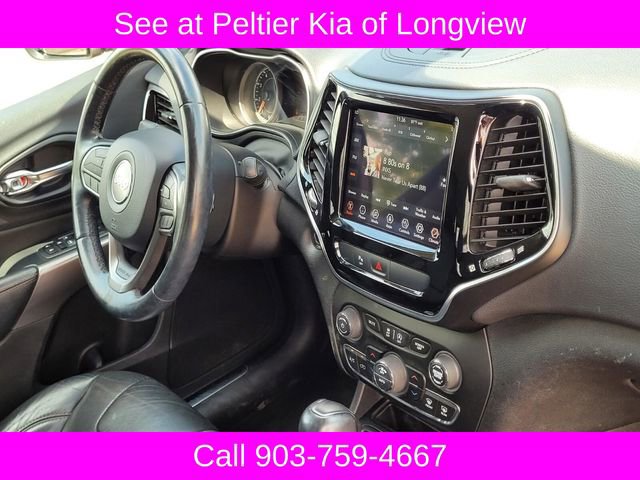 Used 2019 Jeep Cherokee Limited FWD image 11