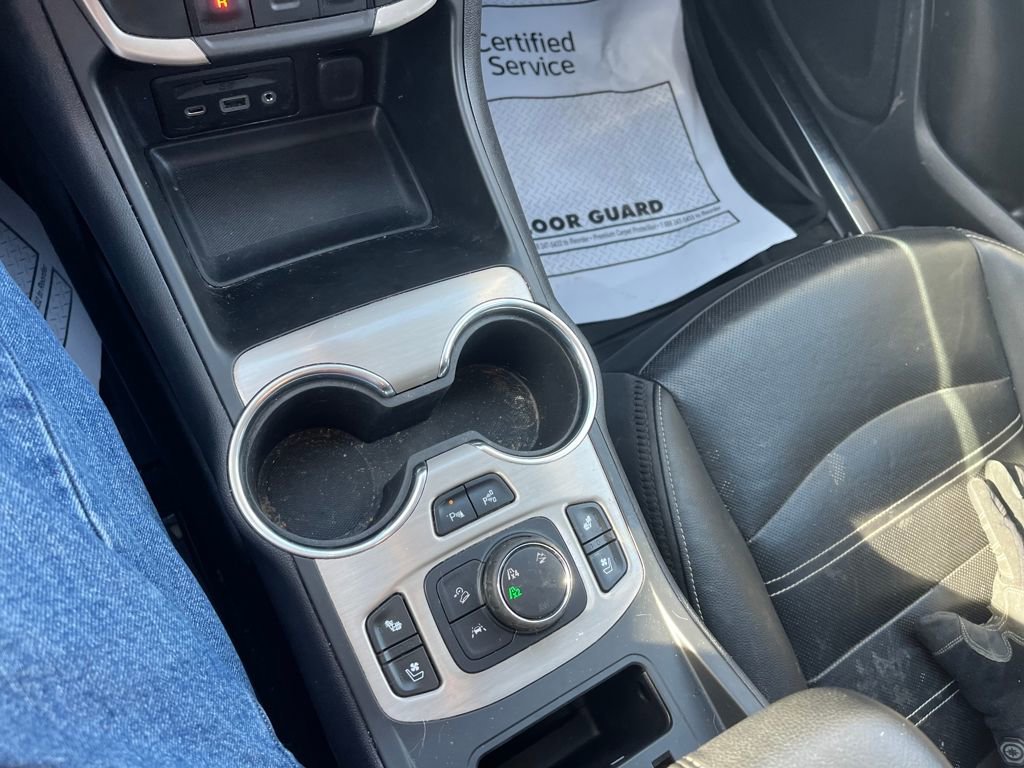 Used 2022 GMC Terrain Denali w/ Denali Premium Package image 16