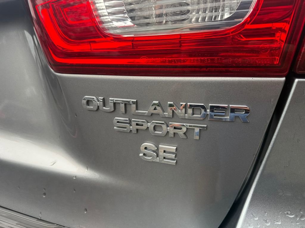 Used 2019 Mitsubishi Outlander Sport SE FWD image 16
