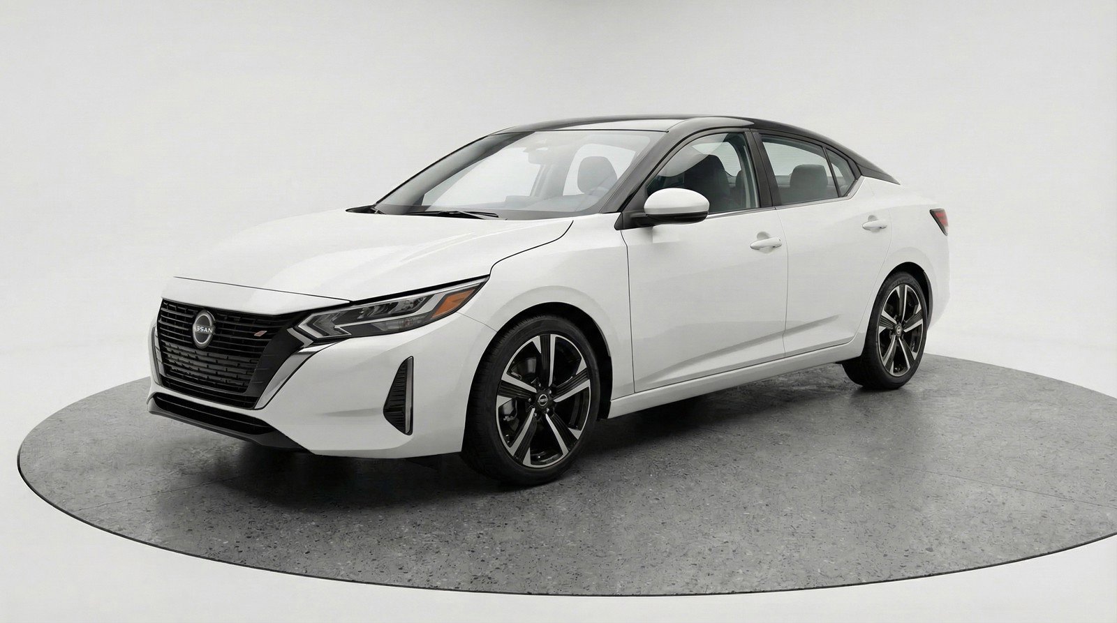 Used 2025 Nissan Sentra SV image 3