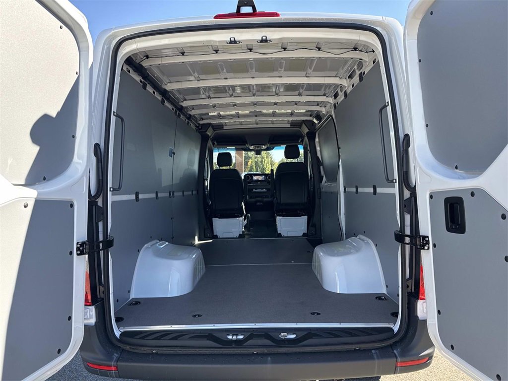 New 2026 Mercedes-Benz Sprinter 144 Cargo image 13