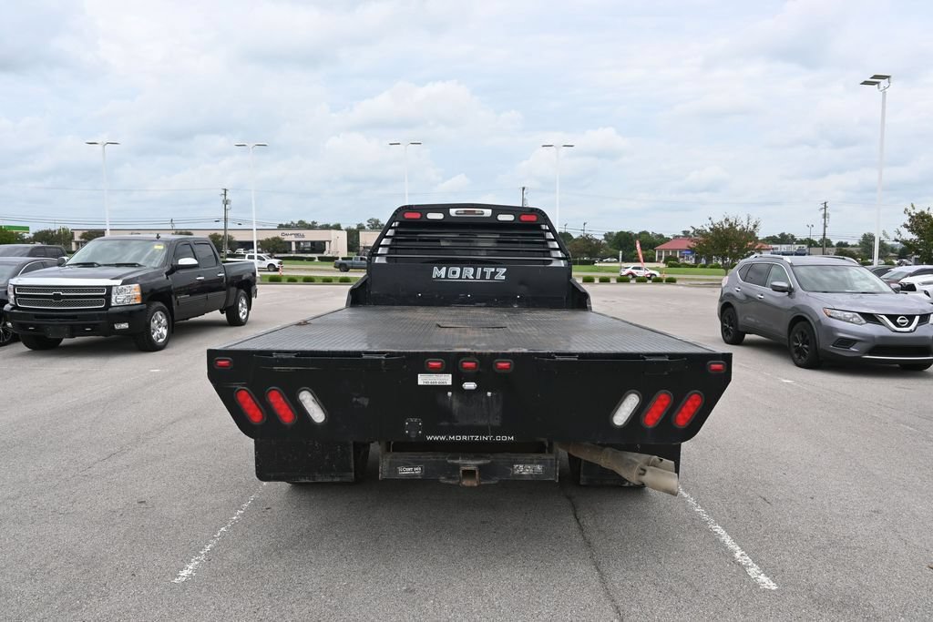 Used 2014 Ford F550 2WD Crew Cab Super Duty image 4