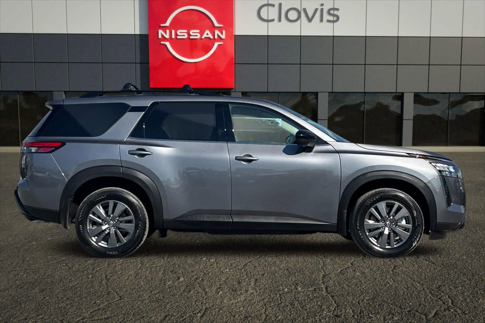New 2026 Nissan Pathfinder SV image 9