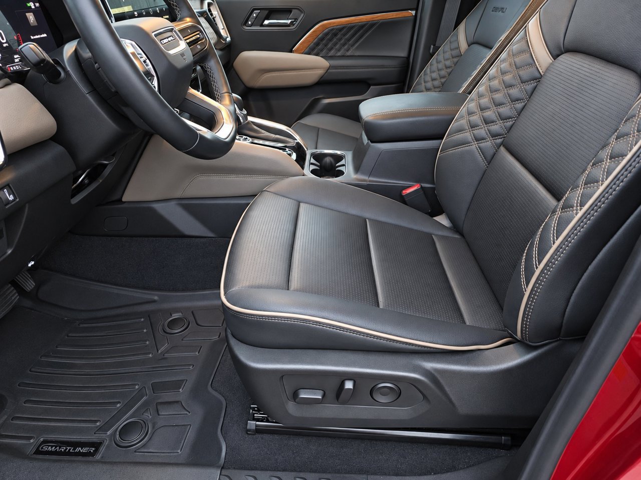 Certified 2024 GMC Canyon Denali AWD/4WD image 18