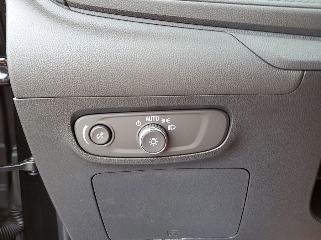 New 2025 Buick Encore GX Sport Touring w/ Comfort Package image 18