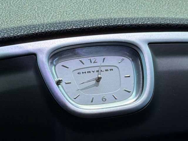 Used 2014 Chrysler 300 C AWD/4WD image 34