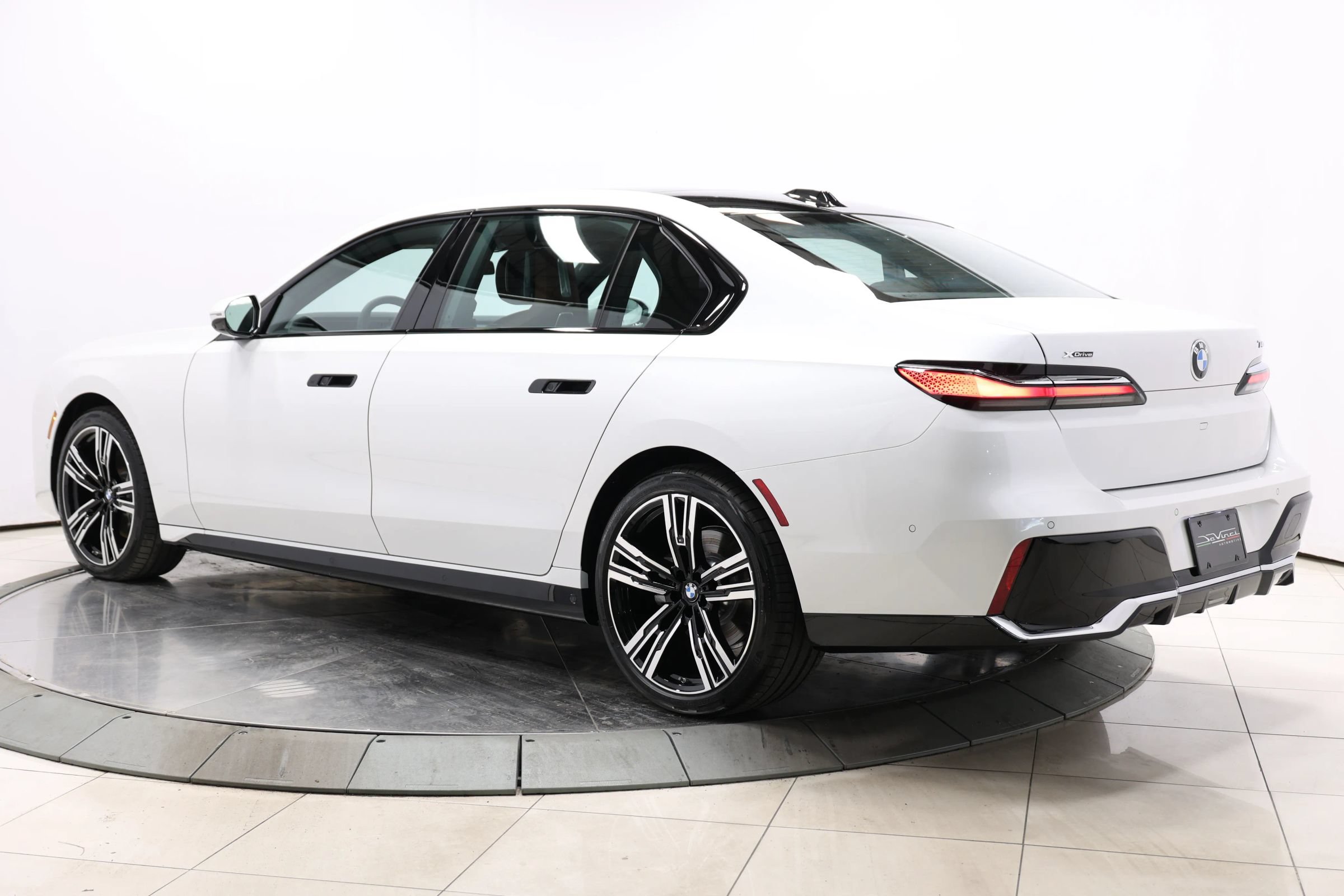 Used 2025 BMW 740i xDrive w/ Executive Package AWD/4WD image 71