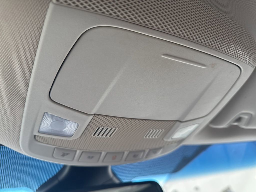 Certified 2019 Ford Edge SE image 26