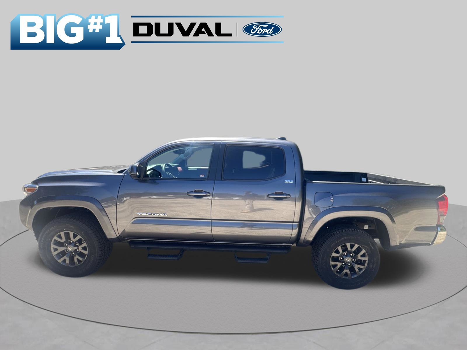 Used 2021 Toyota Tacoma SR5 RWD image 6