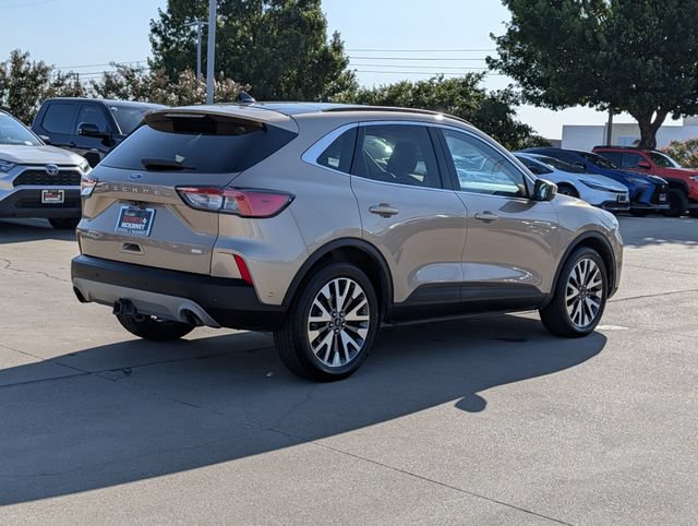 Used 2020 Ford Escape Titanium AWD/4WD image 6
