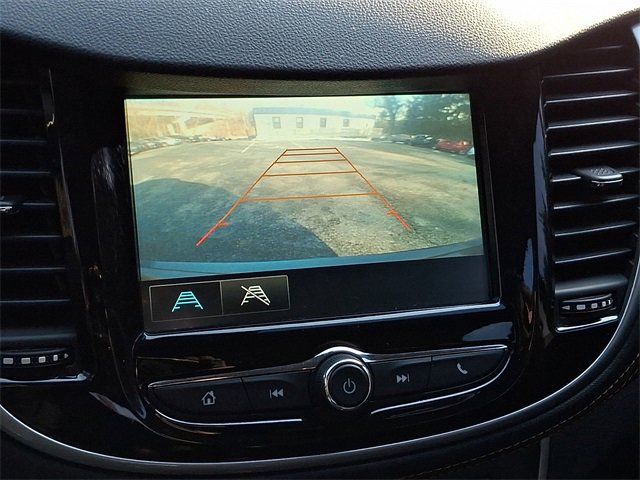 Used 2017 Chevrolet Trax LT w/ LT Convenience Package image 19