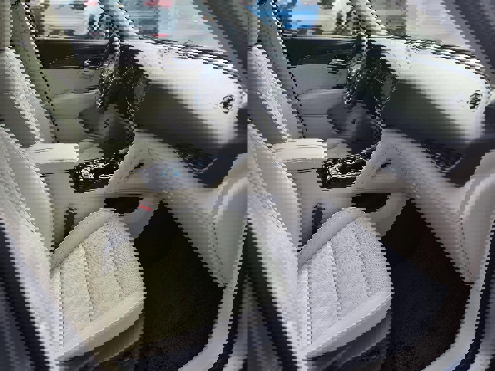 Certified 2023 Buick Envision Avenir image 34