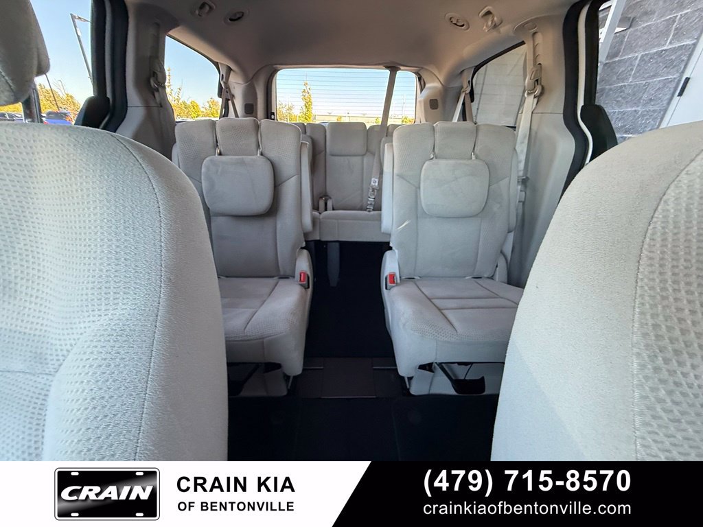 Used 2014 Dodge Grand Caravan SXT w/ UConnect Hands-Free Group FWD image 28