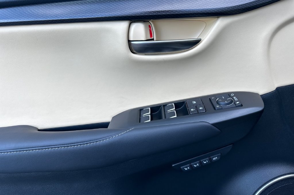 Used 2019 Lexus NX 300 FWD w/ Premium Package image 14