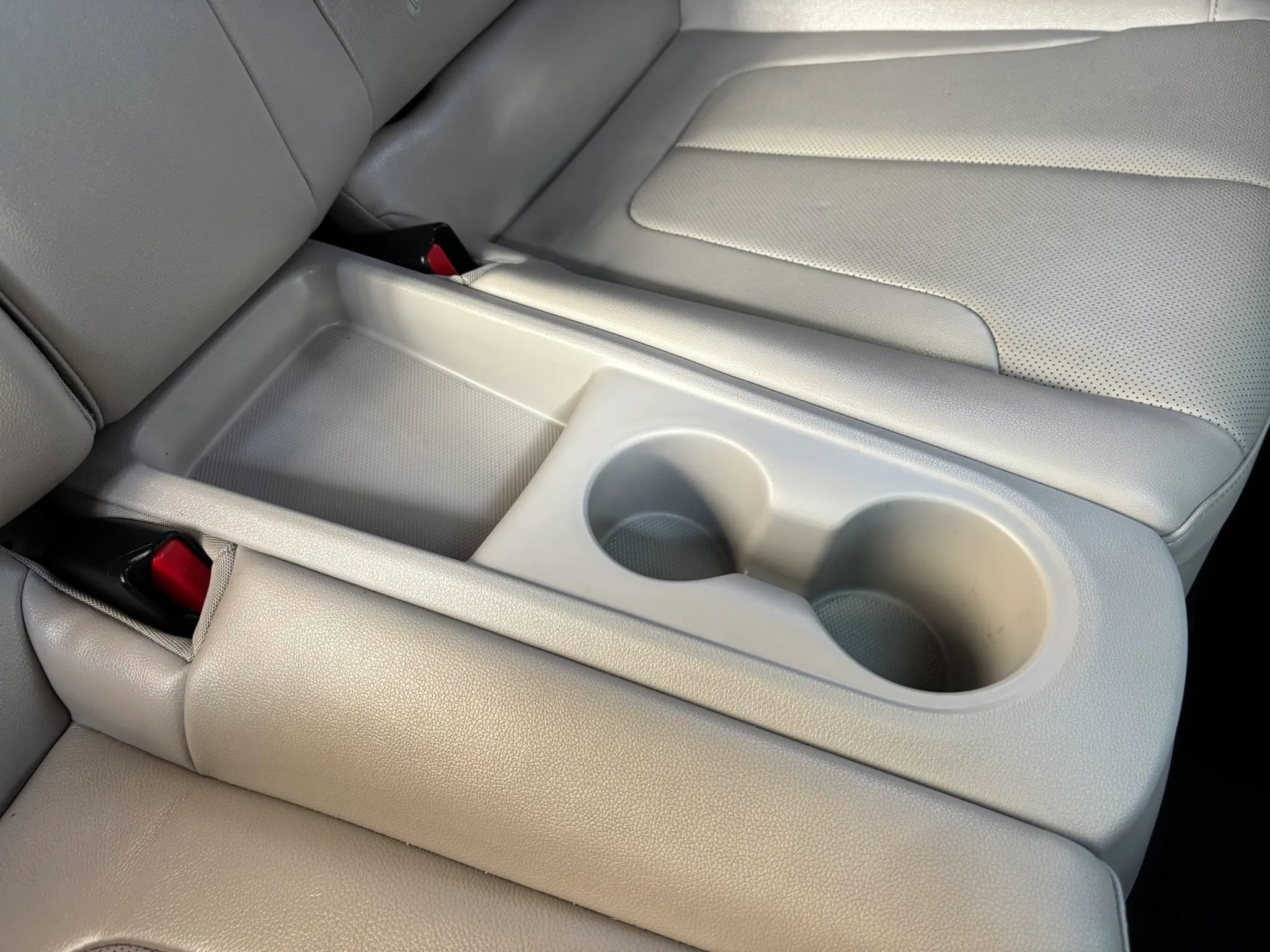 Used 2019 Hyundai Veloster Turbo Ultimate image 48