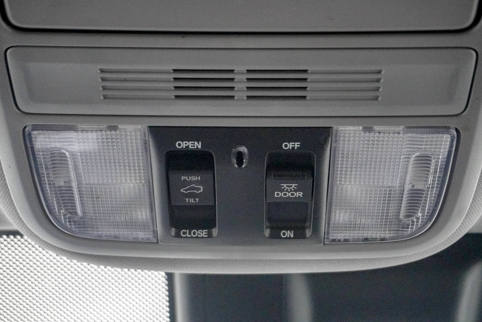 Used 2018 Honda Odyssey EX-L image 29