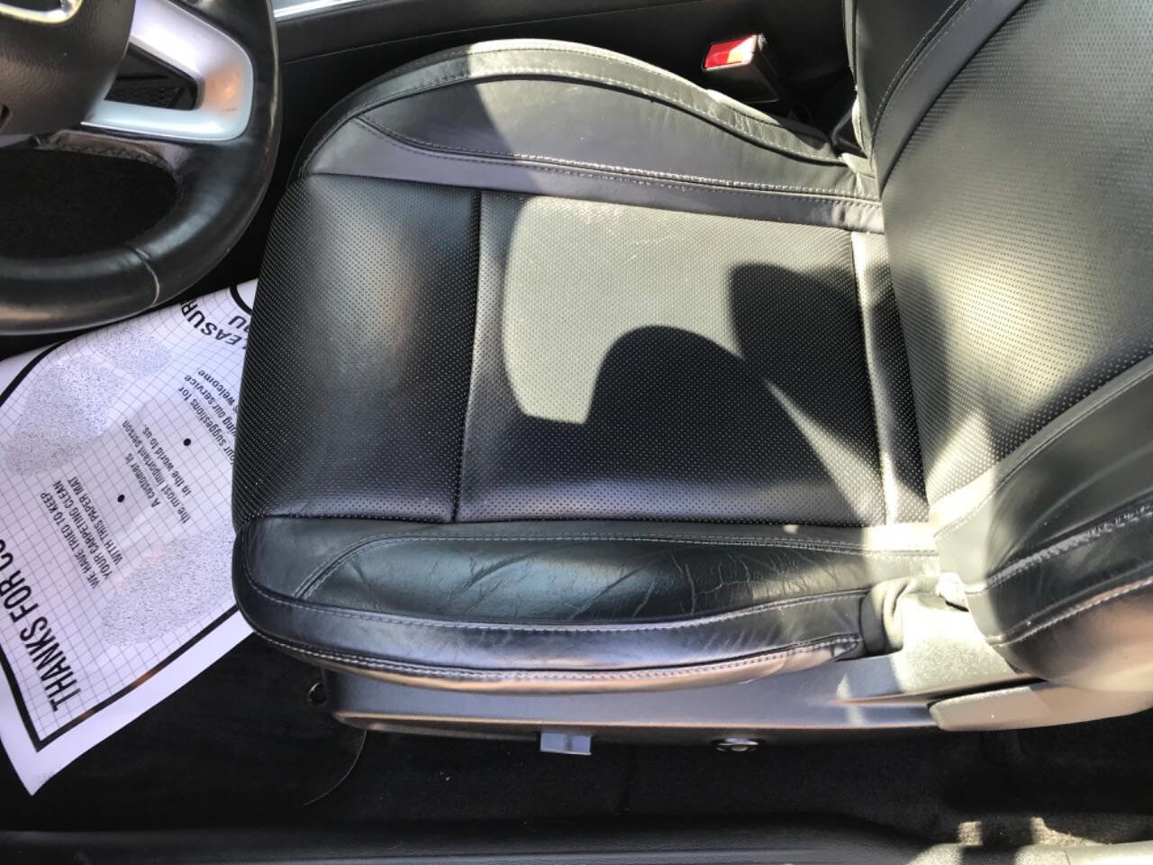 Used 2015 Dodge Challenger SXT Plus w/ Driver Convenience Group image 7