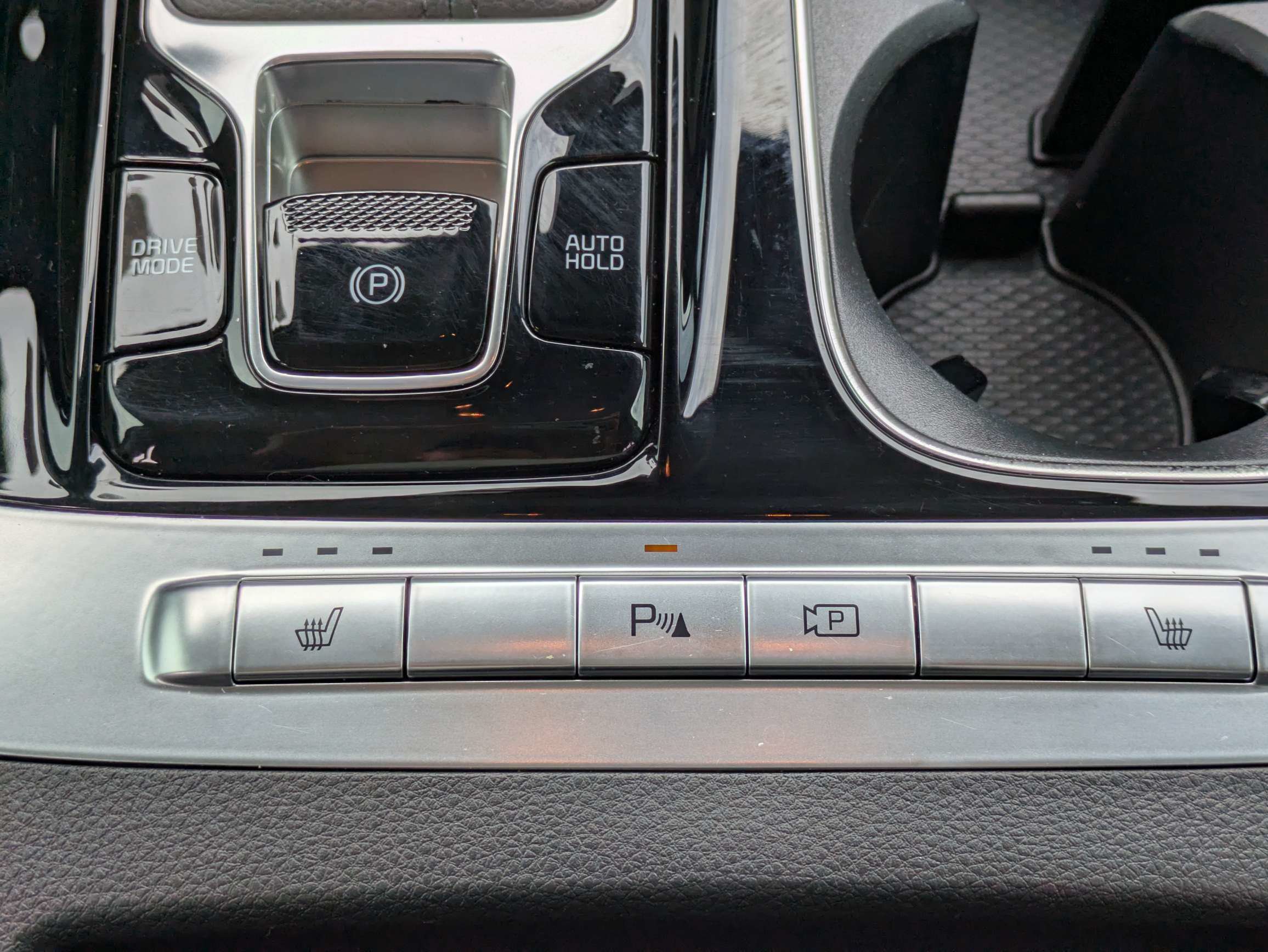 Certified 2024 Kia Carnival EX FWD image 19