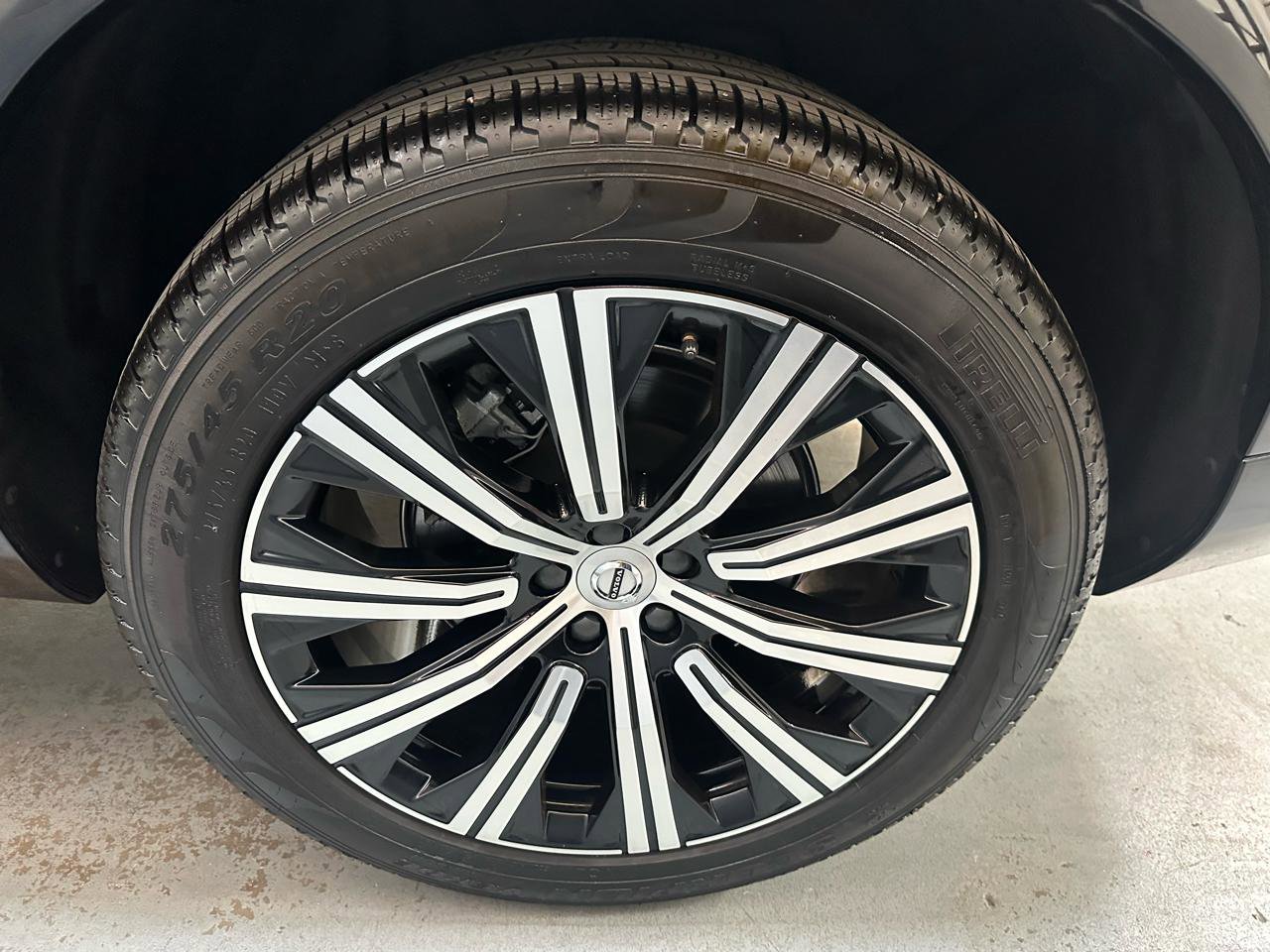 Used 2025 Volvo XC90 B5 Core w/ Protection Package Premier image 27