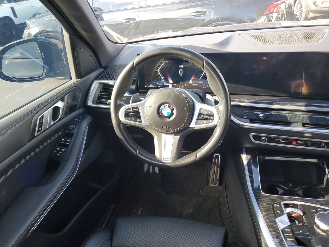 Used 2024 BMW X5 sDrive40i w/ M Sport Package RWD image 12