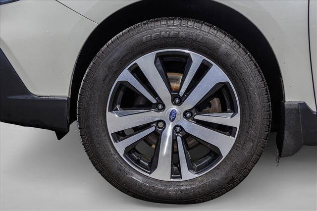 Used 2019 Subaru Outback 3.6R Limited image 9