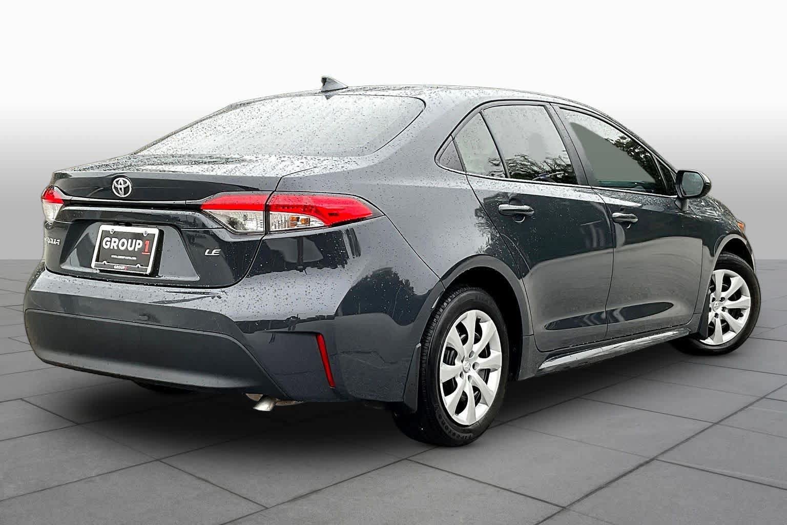 Used 2025 Toyota Corolla LE w/ Convenience Package FWD image 13