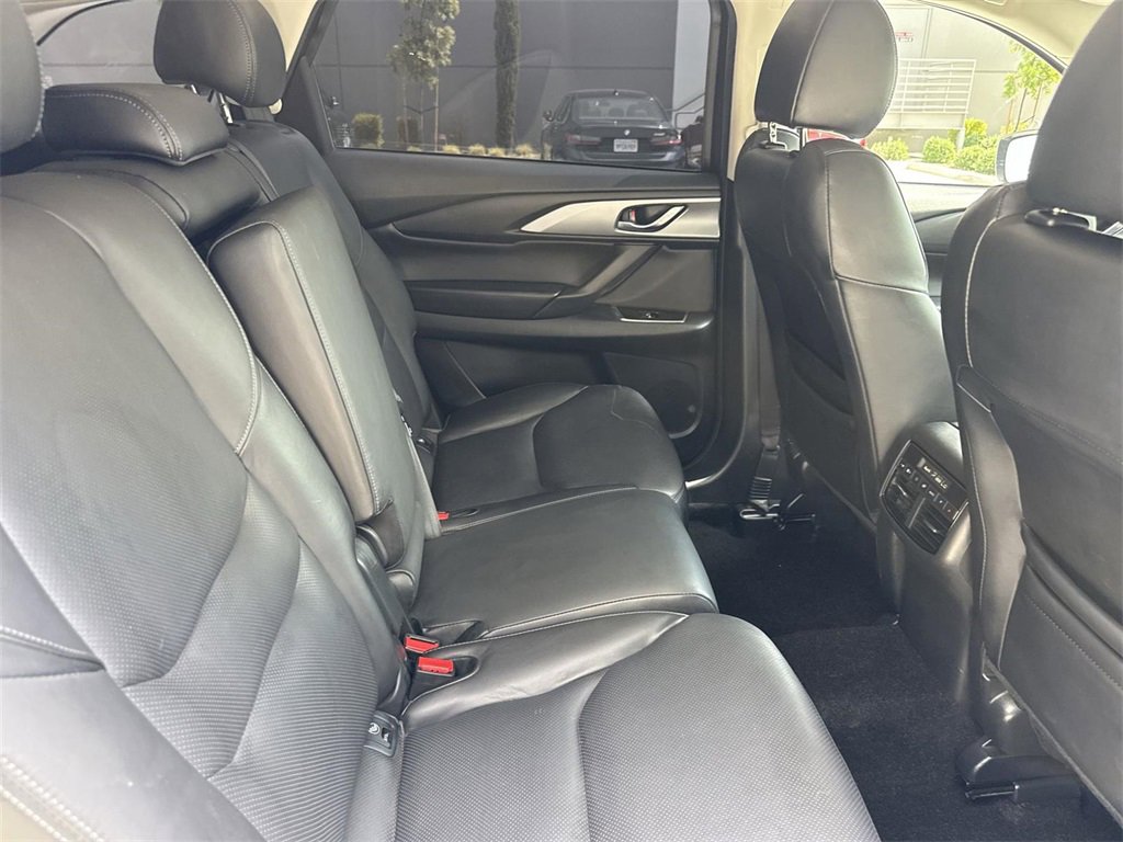 Used 2022 MAZDA CX-9 Touring image 24