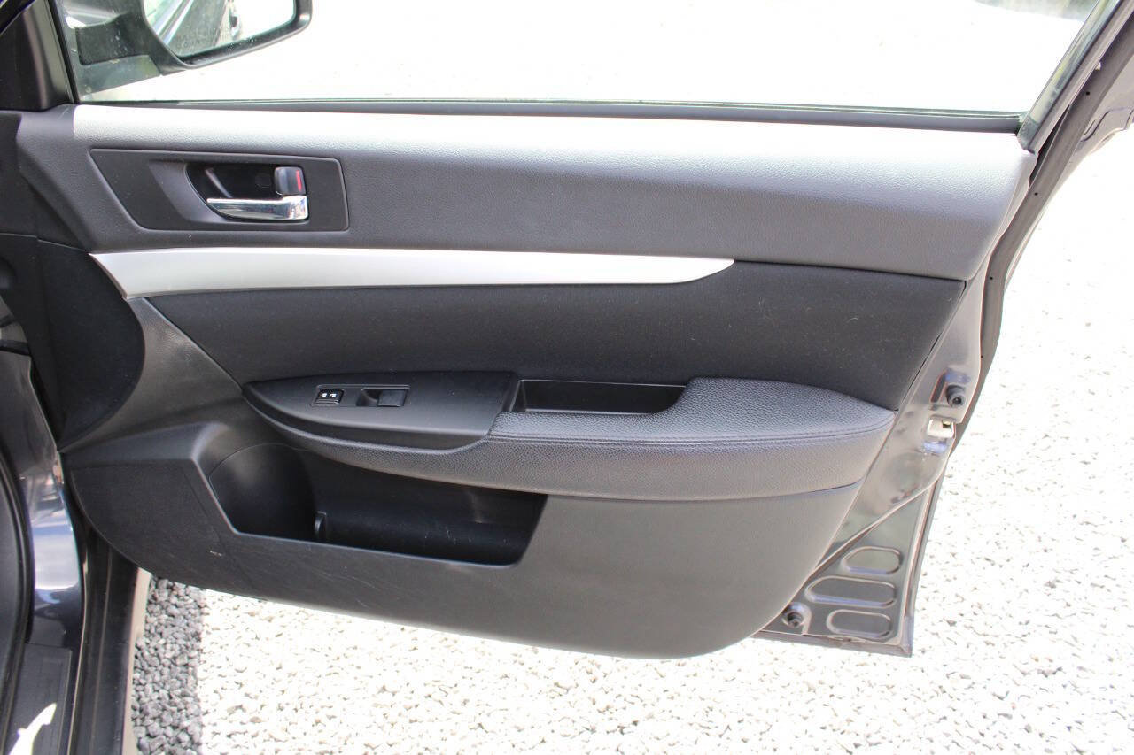 Used 2012 Subaru Outback 2.5i AWD/4WD image 20