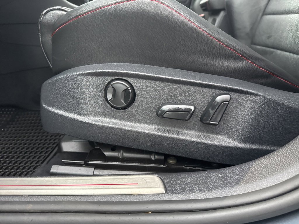 Used 2021 Volkswagen GTI Autobahn image 15