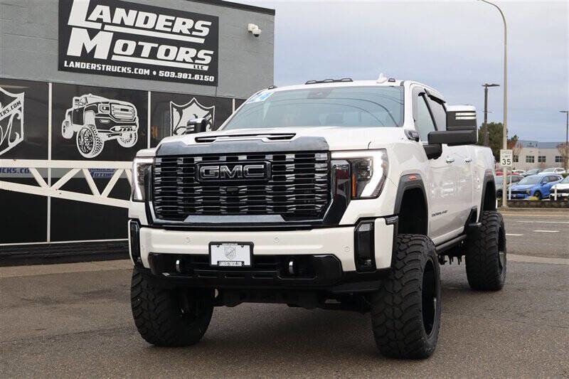 Used 2024 GMC Sierra 3500 Denali Ultimate image 1