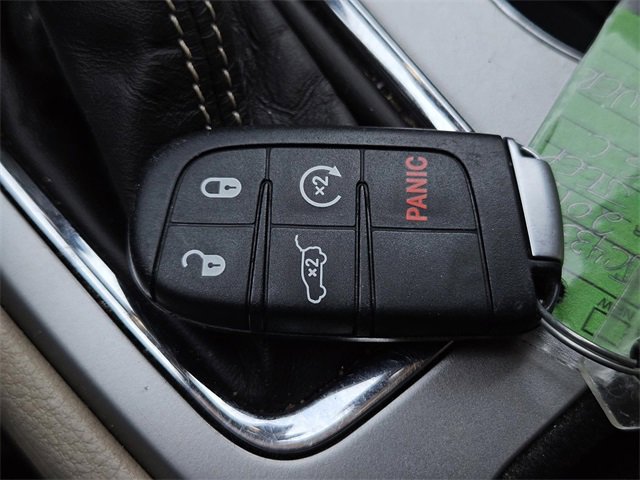 Used 2018 Jeep Grand Cherokee Overland image 37