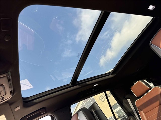 Used 2024 GMC Yukon Denali Ultimate image 23