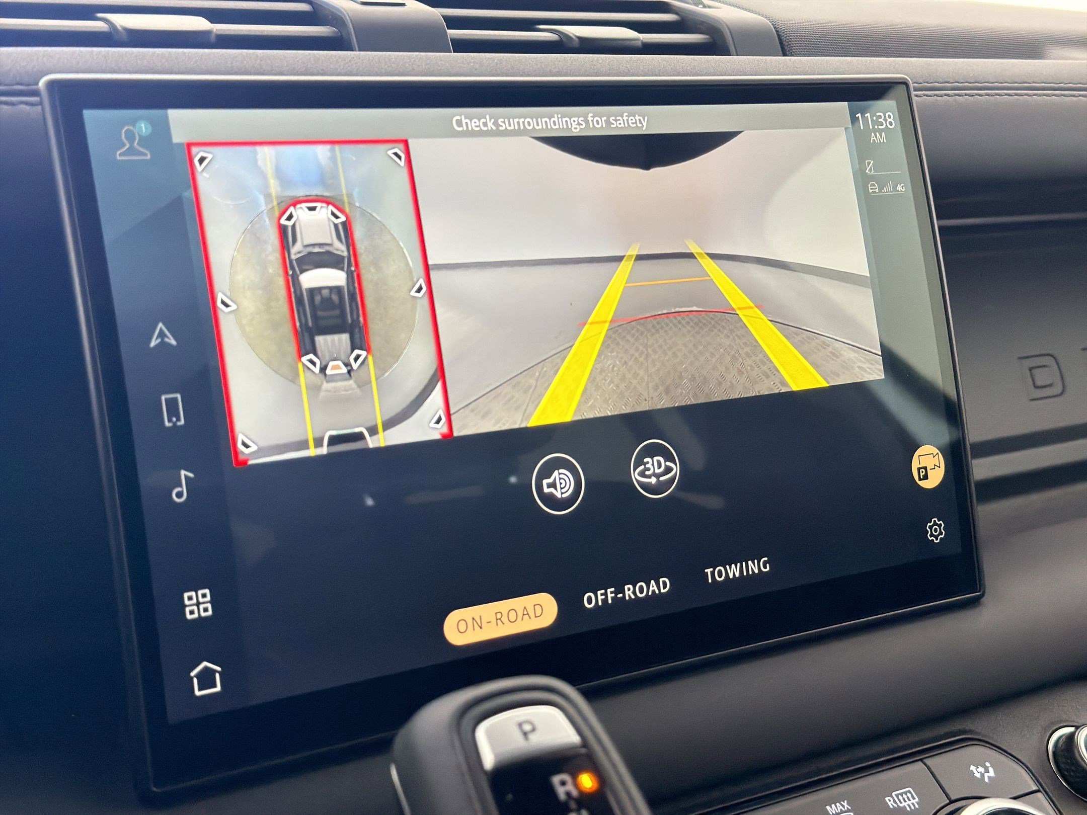 Used 2025 Land Rover Defender 110 S image 23