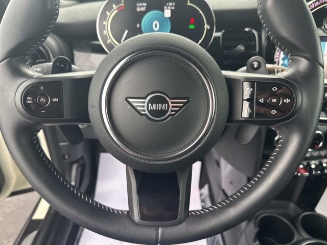 Used 2023 MINI Cooper S image 8