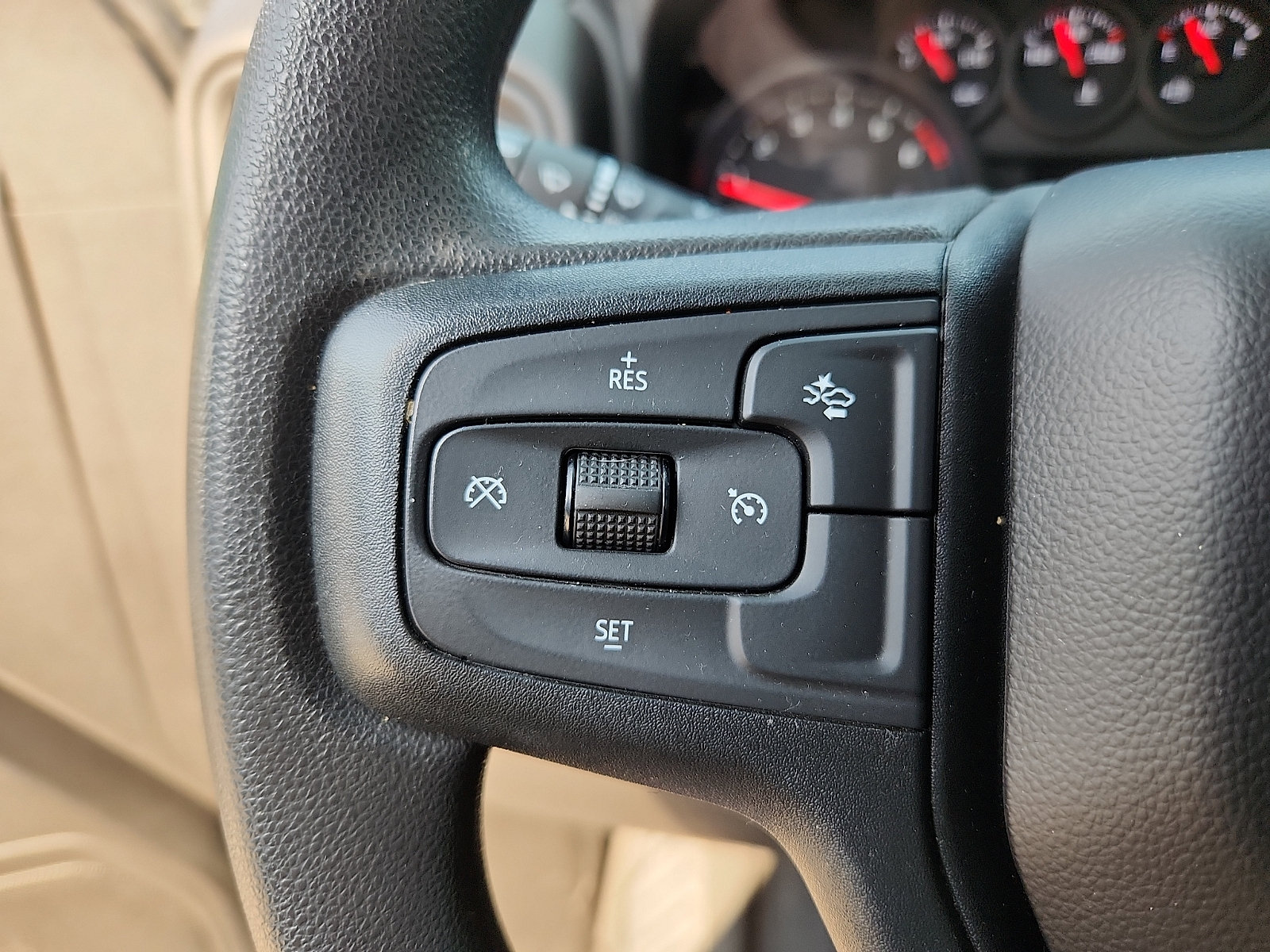 Used 2024 Chevrolet Silverado 1500 Custom RWD image 15