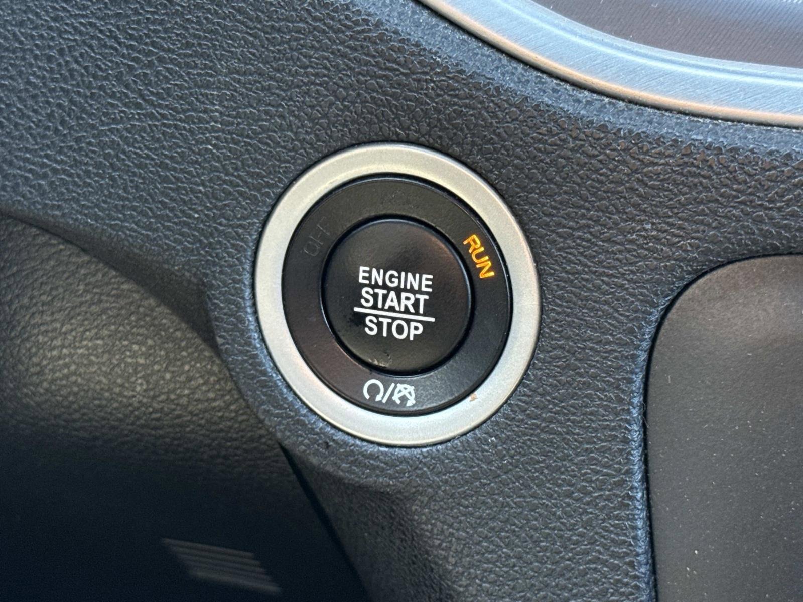 Used 2022 Dodge Charger SXT image 18